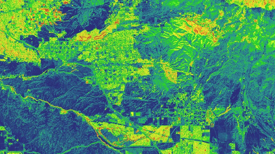 캘리포니아주 레들랜즈시의 강수량을 보여주는 Sentinel-2 영상